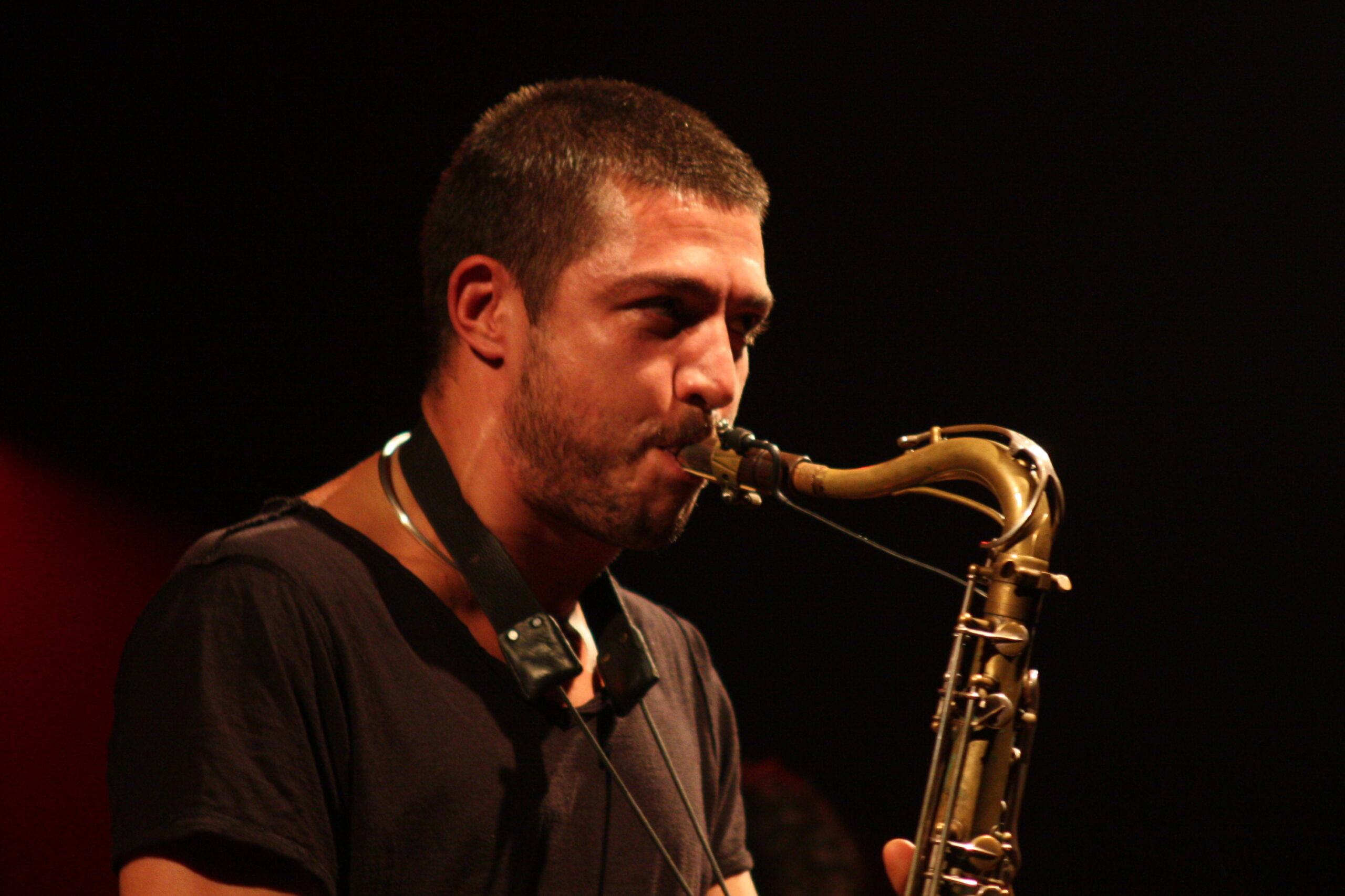 Guillaume Perret playing saxophone