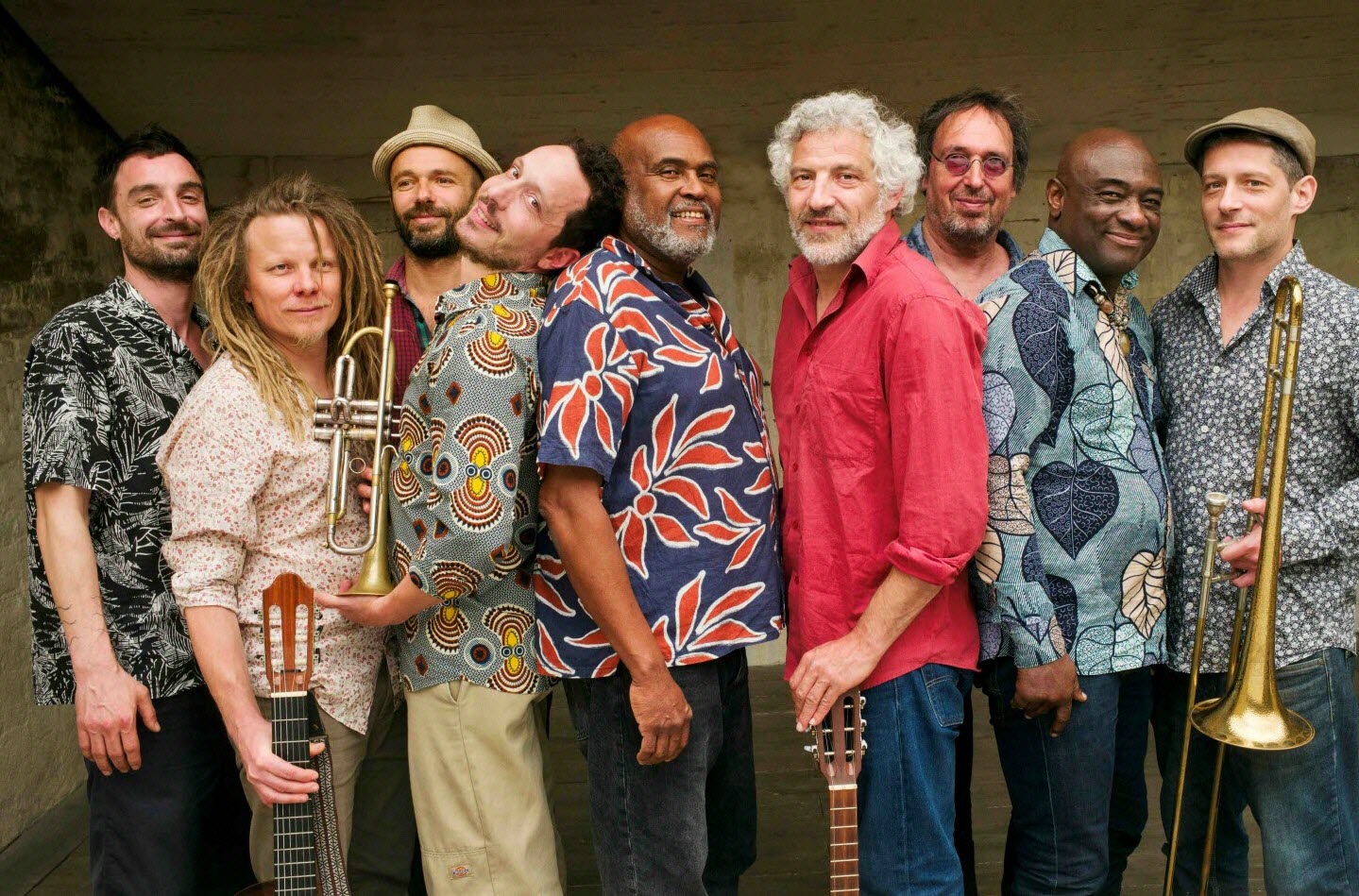 Zoufris Maracas group photo